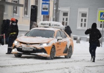Таксист из Москвы надругался над 17-летней девушкой, сообщает Главное следственное управление Следственного комитета России по Москве