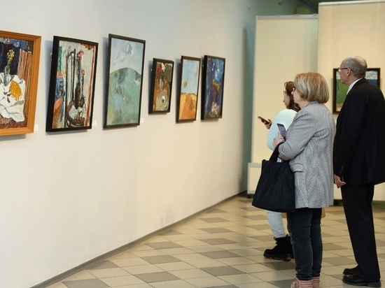 Выставка члена Союза художников России отправится в турне по Липецкой области