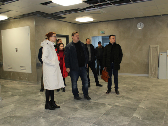 Будущие сотрудники посетили строящийся онкоцентр в Калининграде