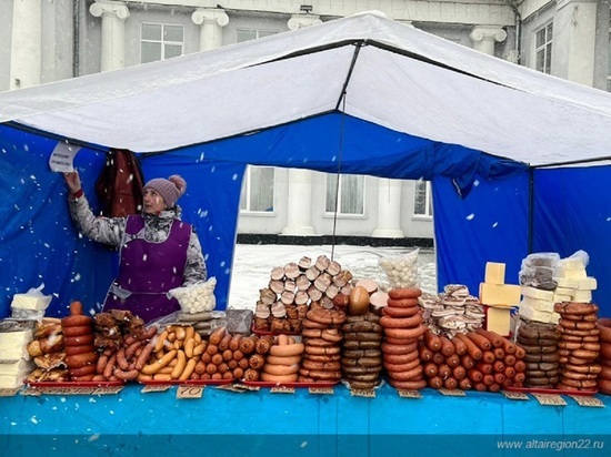 В двух городах Алтайского края проходят предпраздничные ярмарки