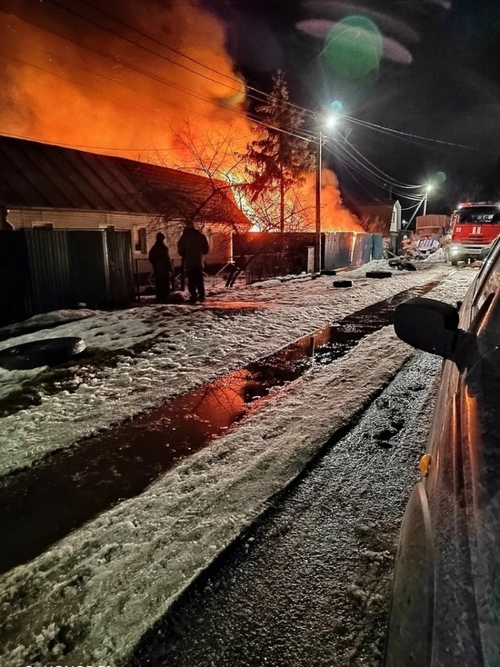 Под Курском пожарные выехали по тревоге из-за пригоревшей пищи в квартире