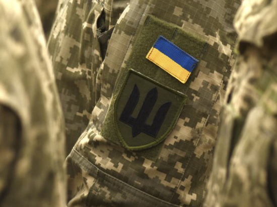 «Киев спасает военную элиту за счет детей и стариков»