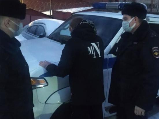 На улице Великанова в Рязани задержали находящегося в розыске мужчину