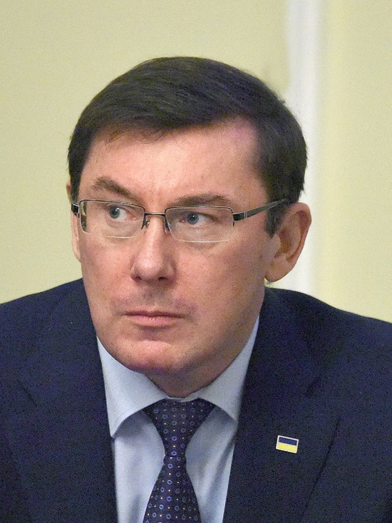 Экс-генпрокурор Украины Луценко заявил, что ему приказали покинуть Артемовск