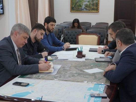 В Каспийске обговорили возможность переселения людей из ветхого жилья