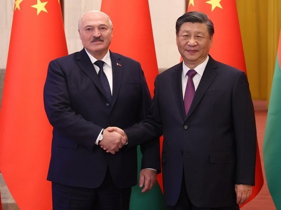 Лукашенко и Си Цзиньпин обсудили тему мирных переговоров по Украине