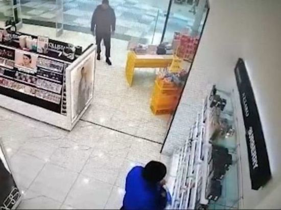 Липецкого «парфюмера» поймали благодаря камерам видеонаблюдения