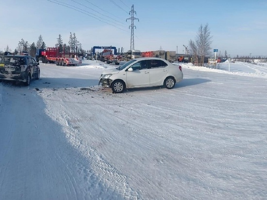 В Новом Уренгое в ДТП пострадал водитель иномарки