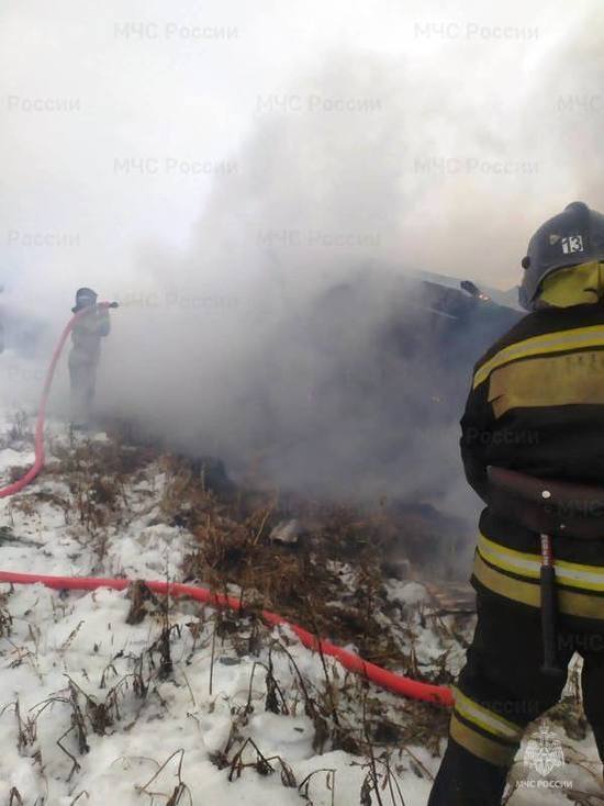 Два человека погибли на пожаре в Иркутской области 4 и 5 марта