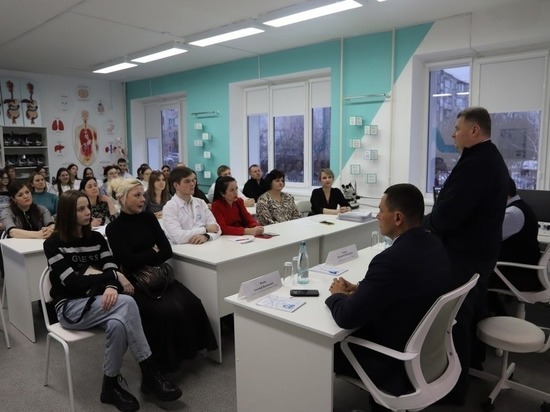 Выпускники медклассов из Белгородского района заключили 9 договоров о целевом обучении