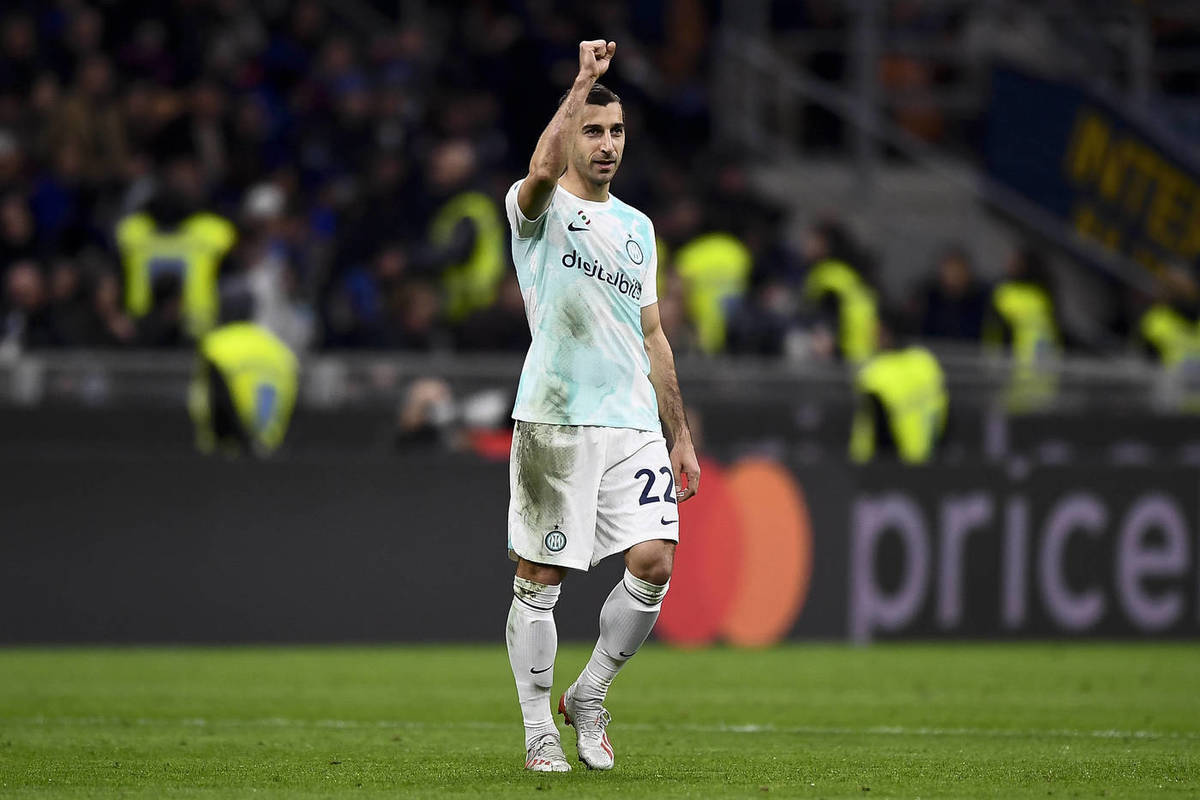 Гол Мхитаряна помог "Интеру" победить "Лечче"