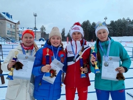 Лыжницы из Карелии взяли серебро на Первенстве России