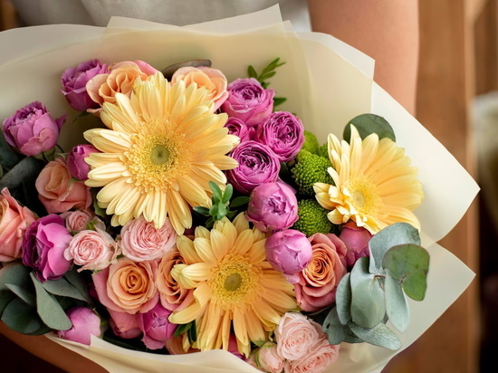 Роспотребнадзор Хакасии сообщил, как правильно выбрать живые цветы