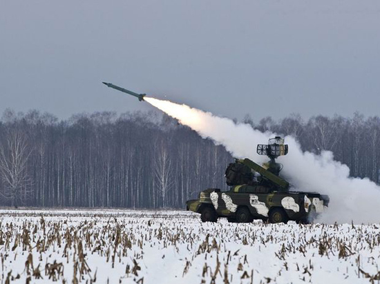 ПВО работает в Белгородской области, сбиты ракеты