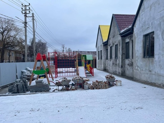 В Валуйках утеплили фасад филиала Центра развития ребёнка – детского сада № 2