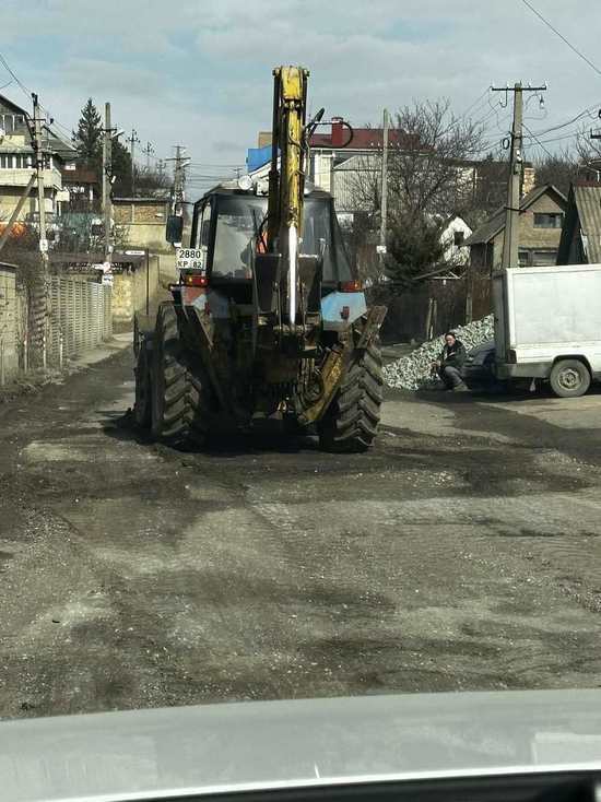 В Симферопольском районе только после обращения к Аксёнову сделали дорогу