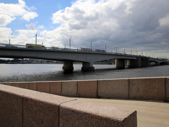 Сезон технологических разводок мостов в Петербурге начнется 9 марта