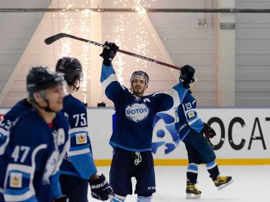 Воронежские хоккеисты вышли в плей-офф НМХЛ