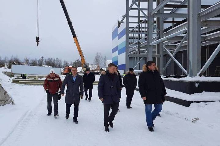 В Шарье по народной программе «Единой России» продолжается строительство спортивных объектов