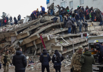 В ночь на 6 марта месячный «юбилей» землетрясений стихия отметила новыми подземными толчками, в результате которых затопило береговую линию южной турецкой провинции Хатай