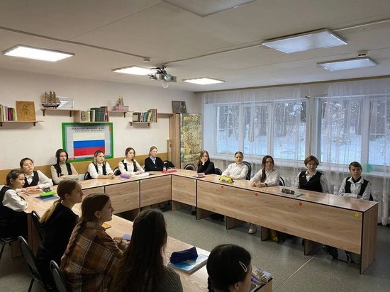 В Кузбассе разработали программу патриотического воспитания на учебный год
