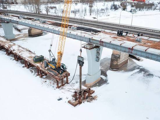 Над рекой Волхов исчезнет временный мост