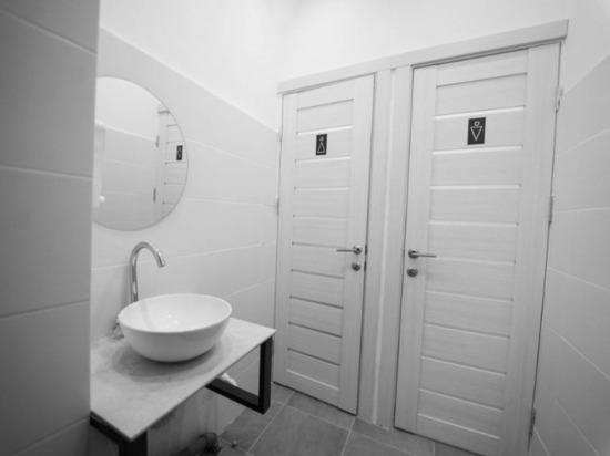 В Генеральском доме завершили ремонт туалета, о котором написала Ксения Собчак