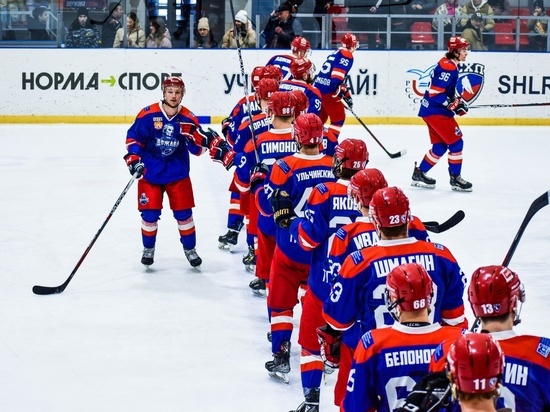 Тамбовские хоккеисты «Державы» из ТГУ на домашнем льду начнут плей-офф Студенческой лиги