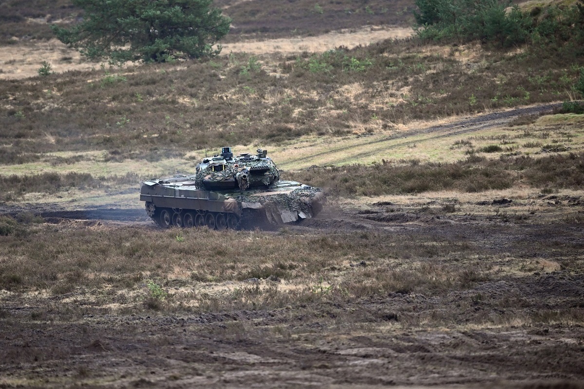 Минобороны Германии: танки Leopard передадут Украине после обучения бойцов ВСУ -