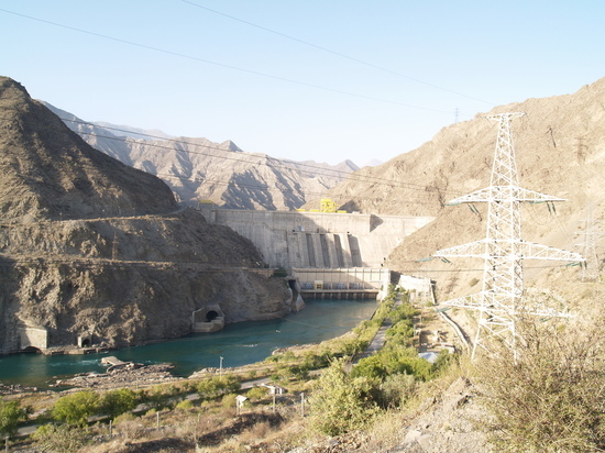 В главном водохранилище Кыргызстана осталось менее 8 млрд кубометров воды