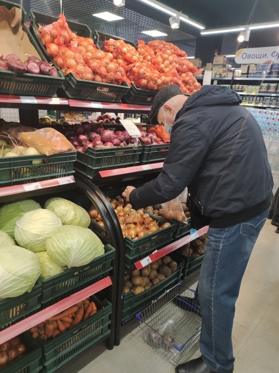 Продукты в Крыму: что влияет на цены в магазинах и супермаркетах
