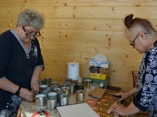 Фермеры в Корсакове наладили производство окопных свечей и сухих супов для военных на СВО