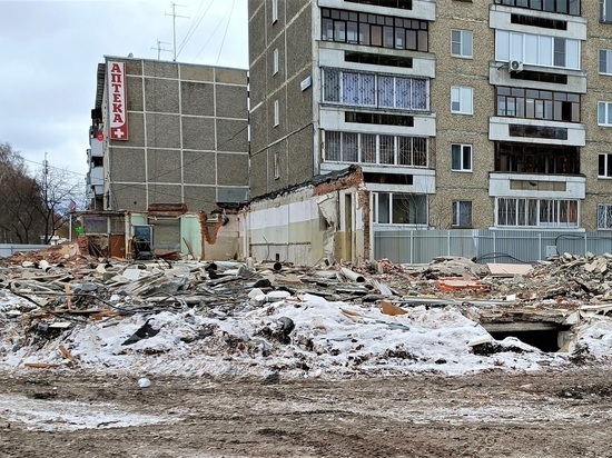 Уничтожено здание, которое не смогла защитить Администрация Екатеринбурга