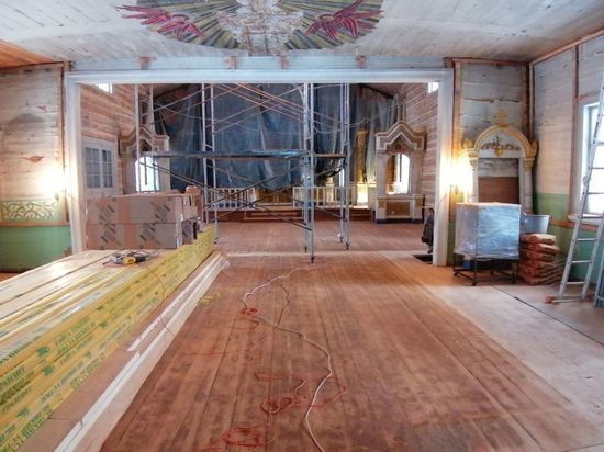 Утраченные элементы деревянного декора восстановят в церкви Покрова Богородицы под Псковом