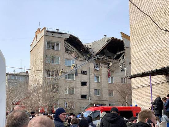 Девочку спасли из 5-этажки после взрыва газа в Чите
