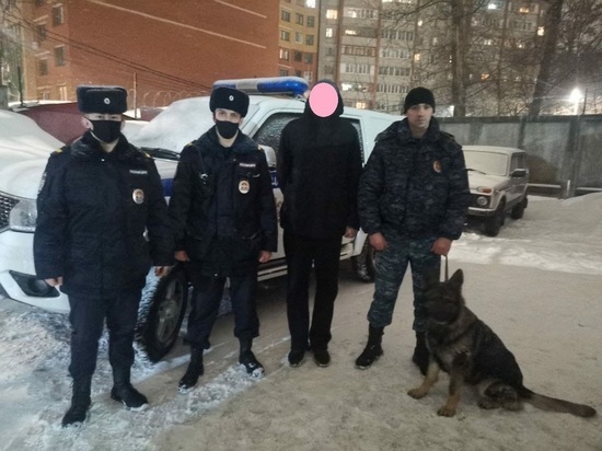 На Московском шоссе в Рязани задержали ограбившего супермаркет мужчину