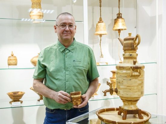 Выставка экспонатов из дерева саянского мастера продолжит работу в Иркутске