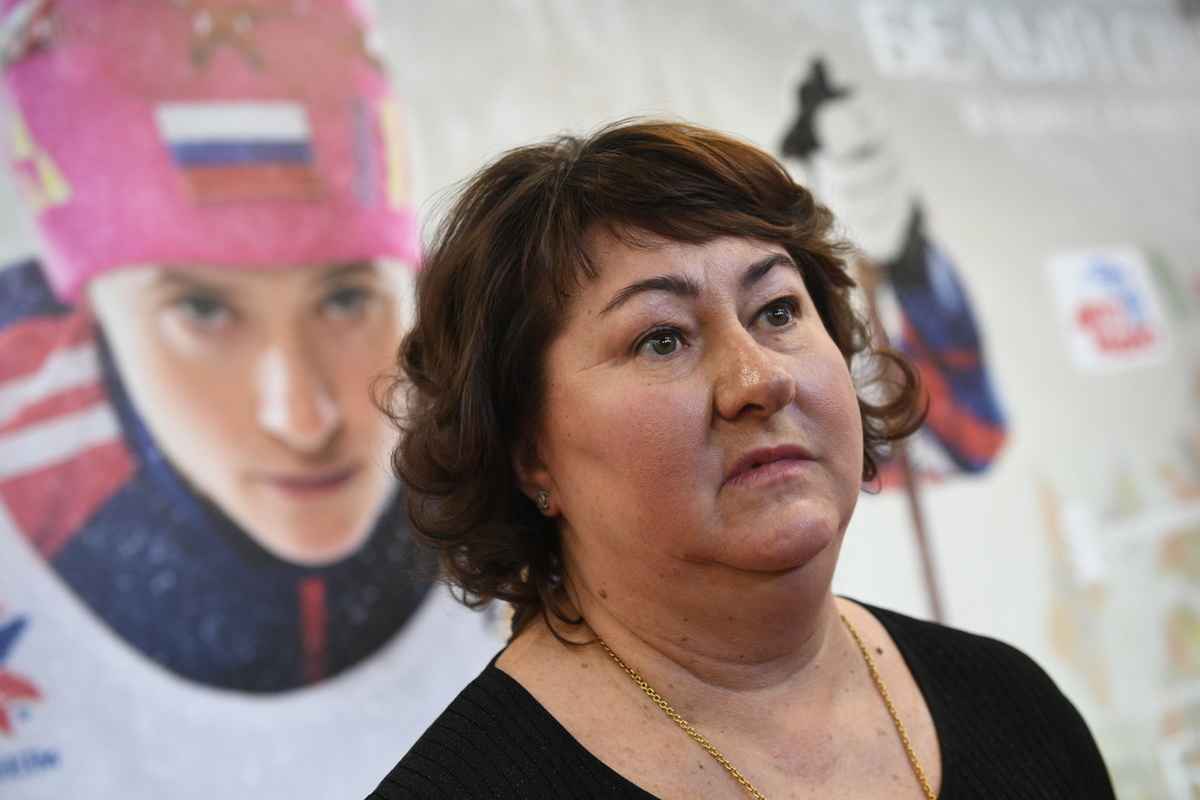 Глава лыжной федерации России считает, что без флага выступать нельзя