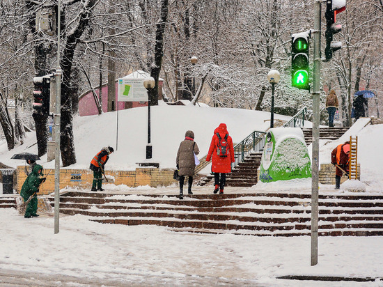 Власти Киева: 30% населения города остается без отопления