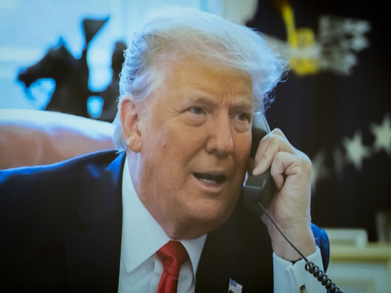 "Охота на ведьм": Трамп отреагировал на дело о выплатах экс-порноактрисе