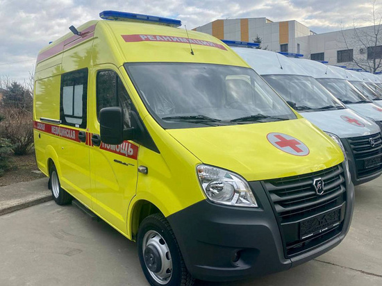 В муниципалитеты Кубани передали новые машины "скорой помощи"