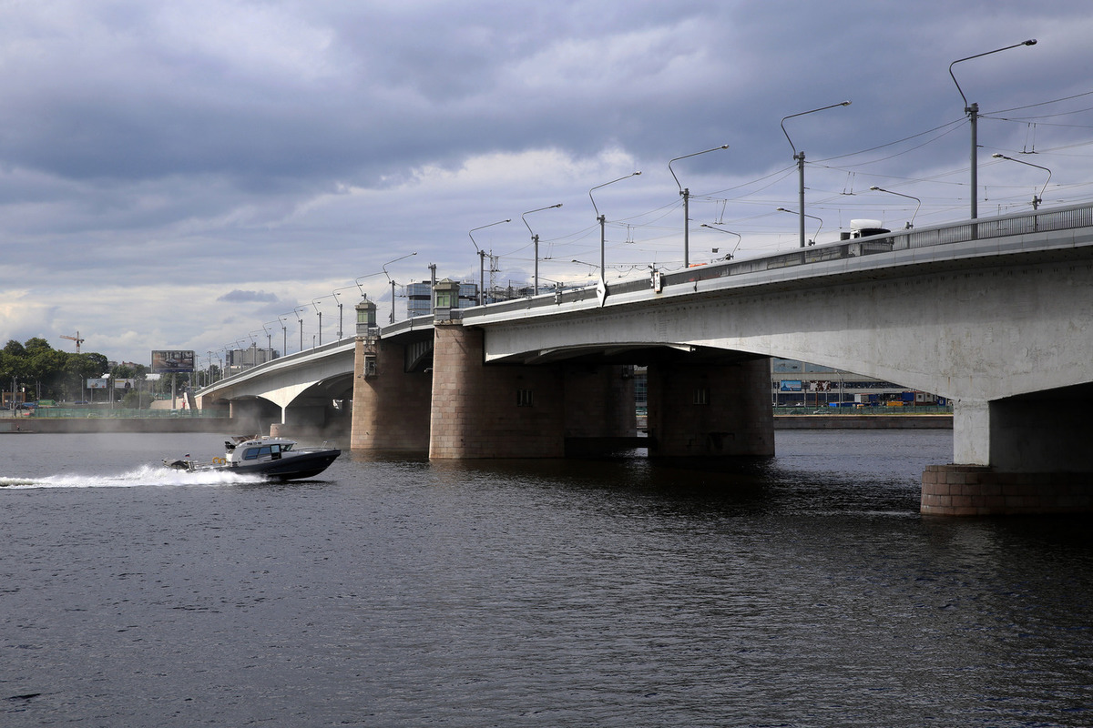 Мост александра невского фото