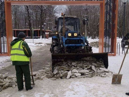 Пензенская прокуратура взялась за учреждения, которые не убирают снег и лёд с территорий