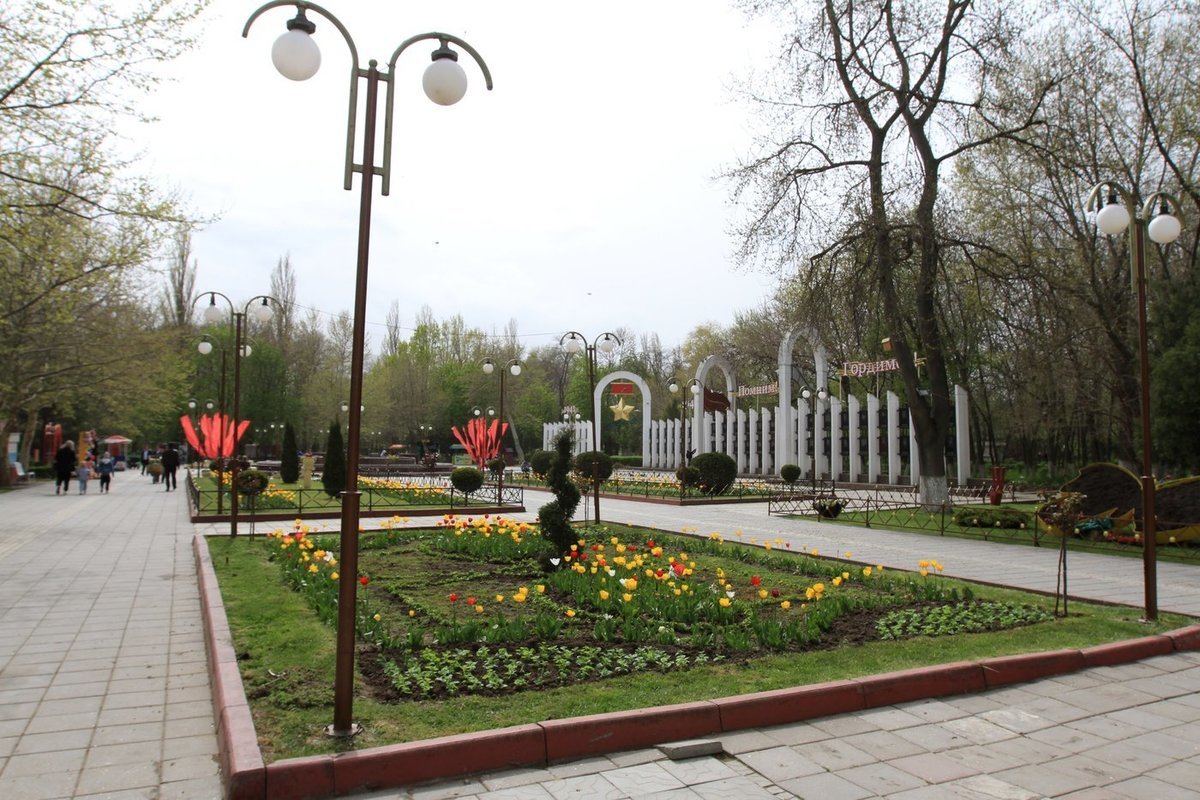 Парк Ленинского Комсомола Махачкала