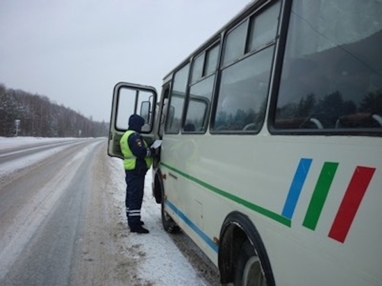 В Челябинске водителя автобуса поймали за рулем под наркотиками