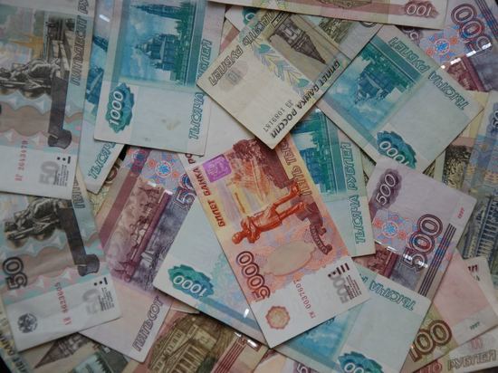 Астраханским уборщицам вернули долг по зарплате в сумме 2,3 млн рублей