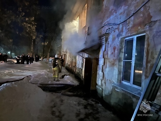 В Ярославле из-за курильщика горел жилой дом