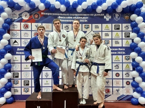 Рязанцы завоевали 5 медалей на межрегиональных соревнованиях по дзюдо