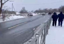 В Калининградской области на Неманском шоссе днем 10 марта произошло дорожно-транспортное происшествие с участием автомобиля полиции и рейсового автобуса