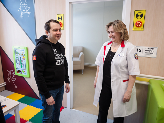 Губернатор Андрей Чибис посетил новую амбулаторию в Североморске-3